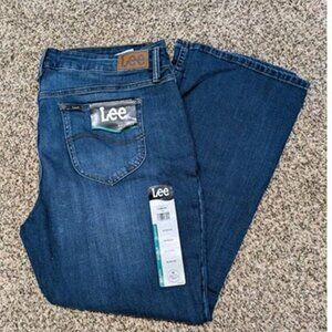 NWT Women's LEE Legendary Mid Rise Reg. Fit Bootcut Jean Size 20Petite MSRP: $41